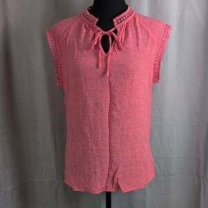 Como Blu, Pink Sleeveless Blouse with Tie Front and Mandarin Collar. Euc. Medium